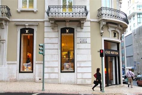 loja dior lisboa|Primeira loja Christian Dior abre em Lisboa ainda este ano.